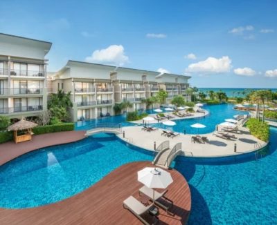 Le Meridien Khao Lak Resort Spa